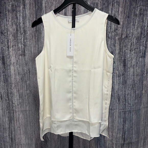 Amour Vert Tops - Amour Vert Zola Doubled - Ivory Size Small Top